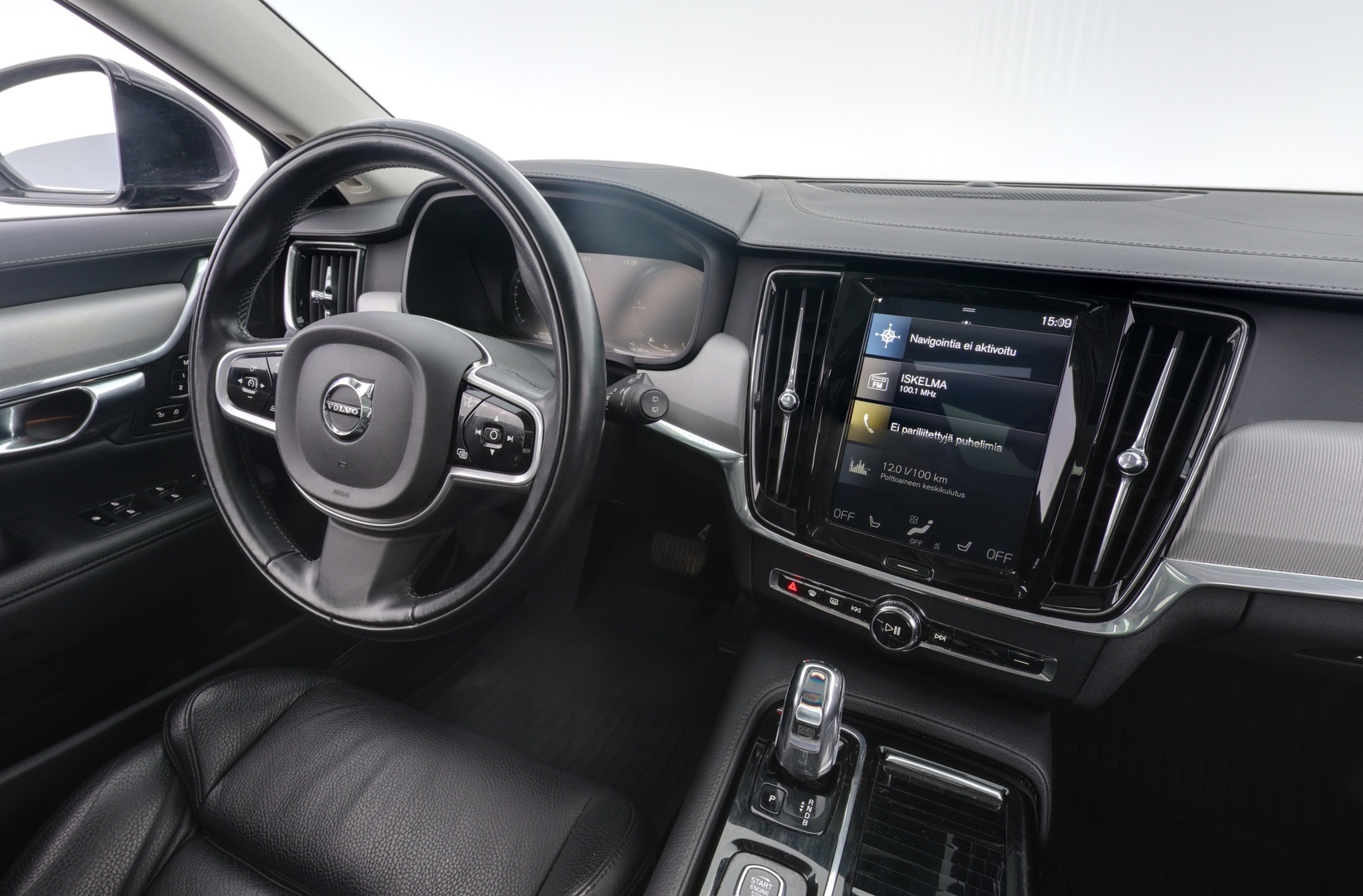 VOLVO V90 2019