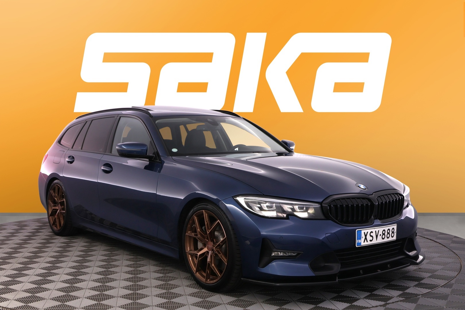 BMW 330 2021