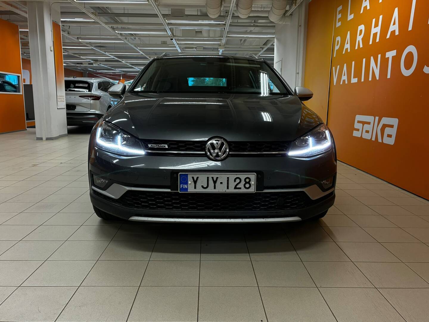 VOLKSWAGEN Golf 2018