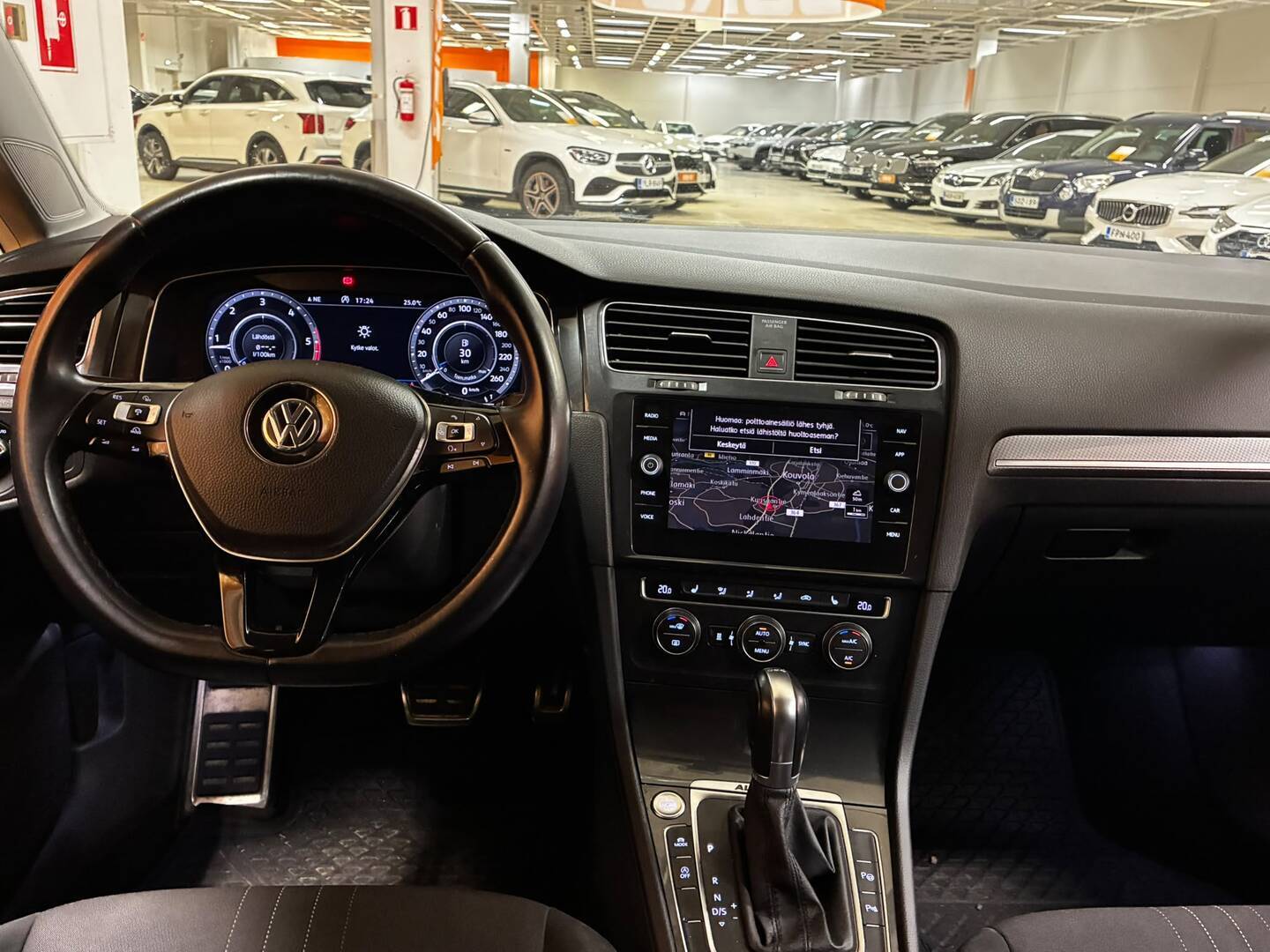 VOLKSWAGEN Golf 2018
