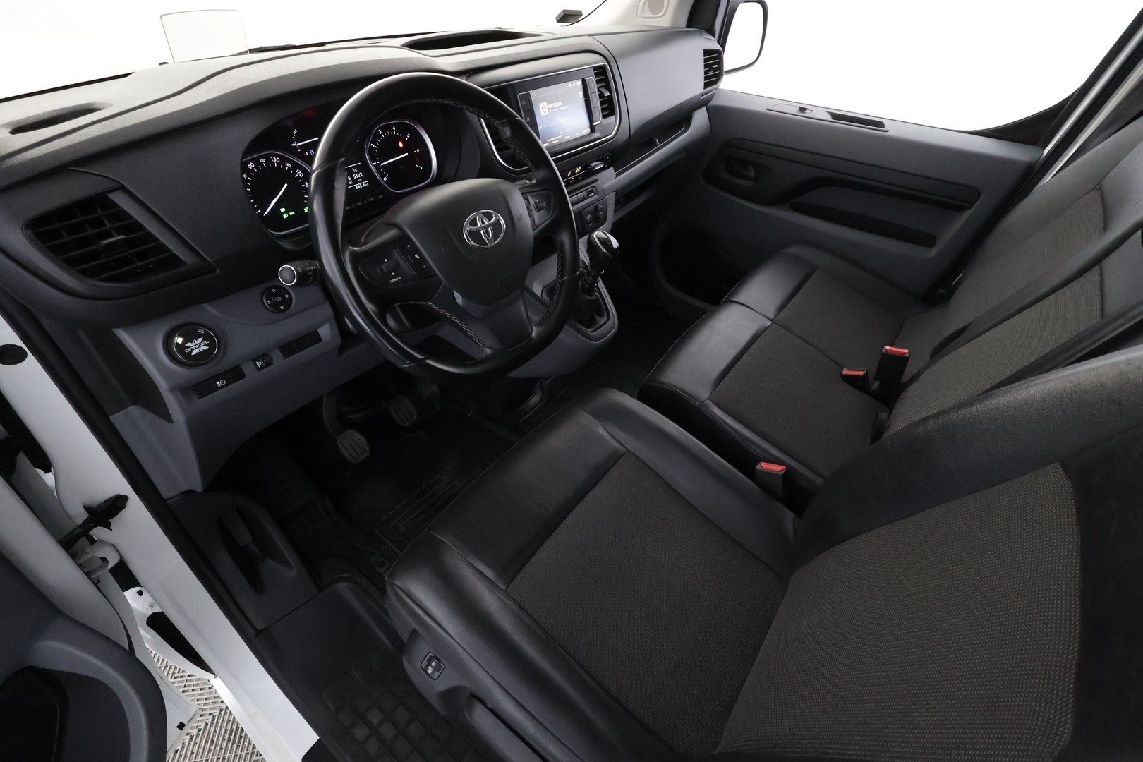 TOYOTA Proace 2022