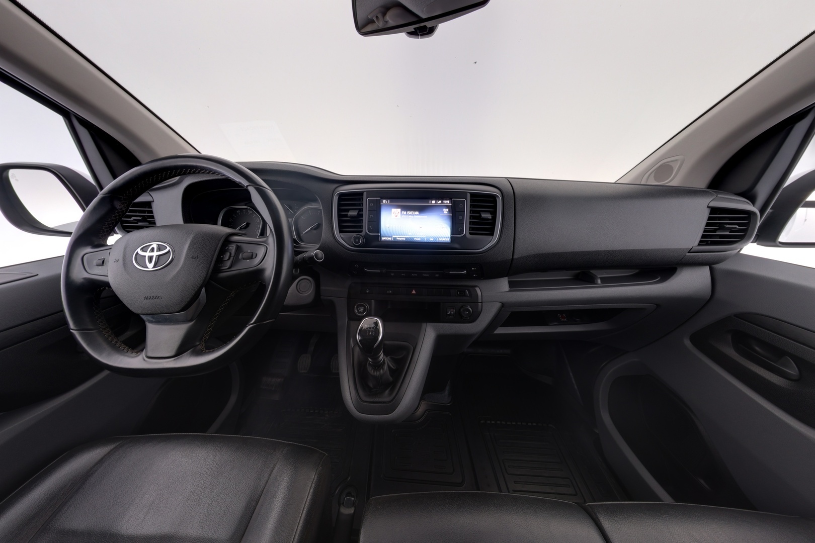 TOYOTA Proace 2022