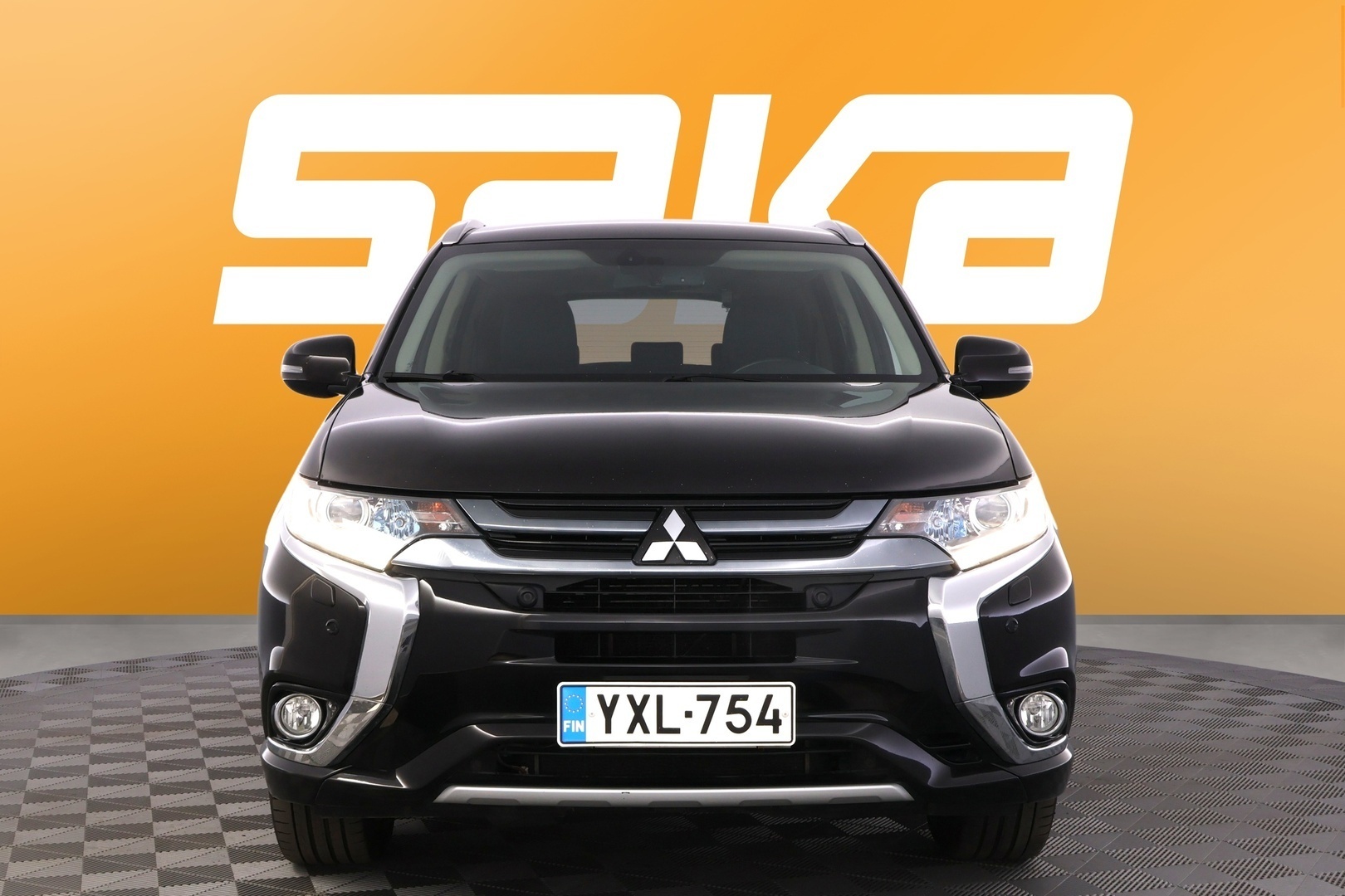 MITSUBISHI OUTLANDER PHEV 2016