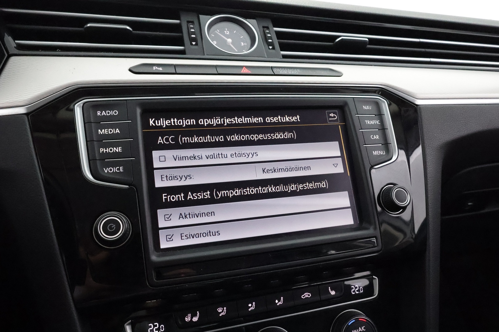 VOLKSWAGEN Passat 2016