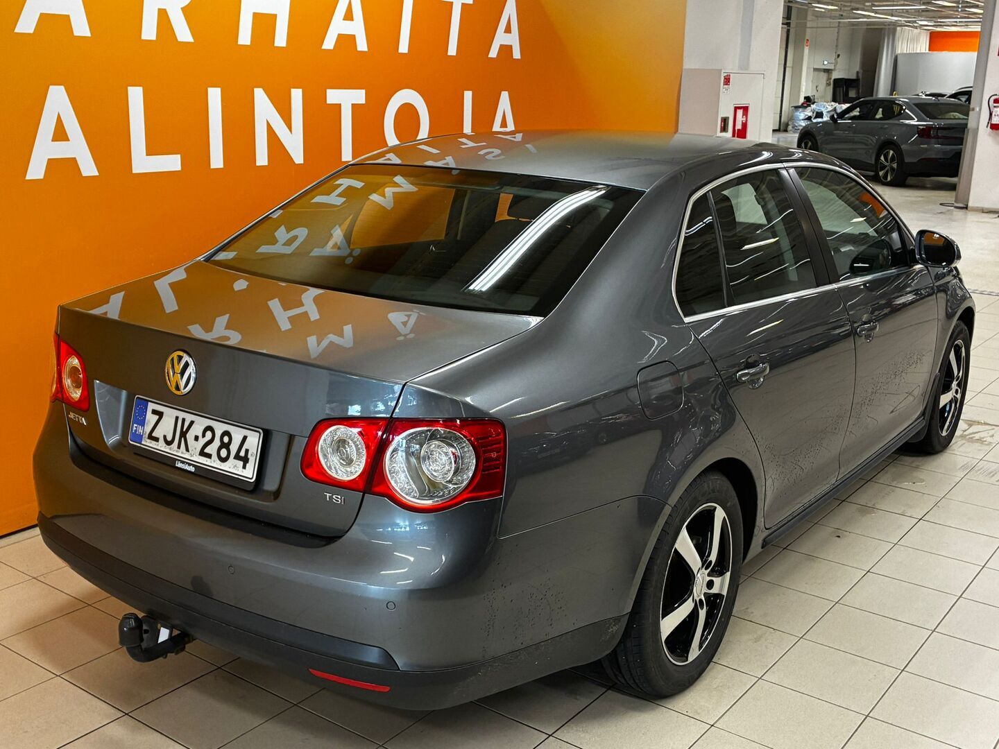 VOLKSWAGEN Jetta 2010