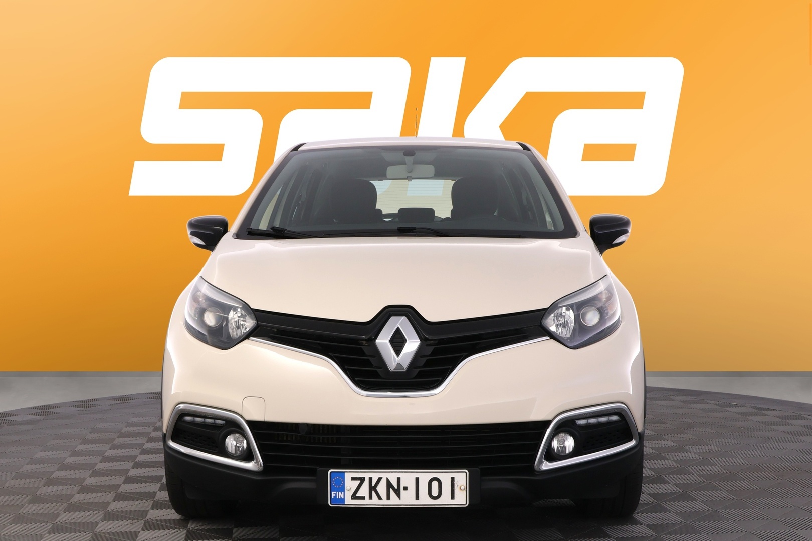 RENAULT Captur 2015