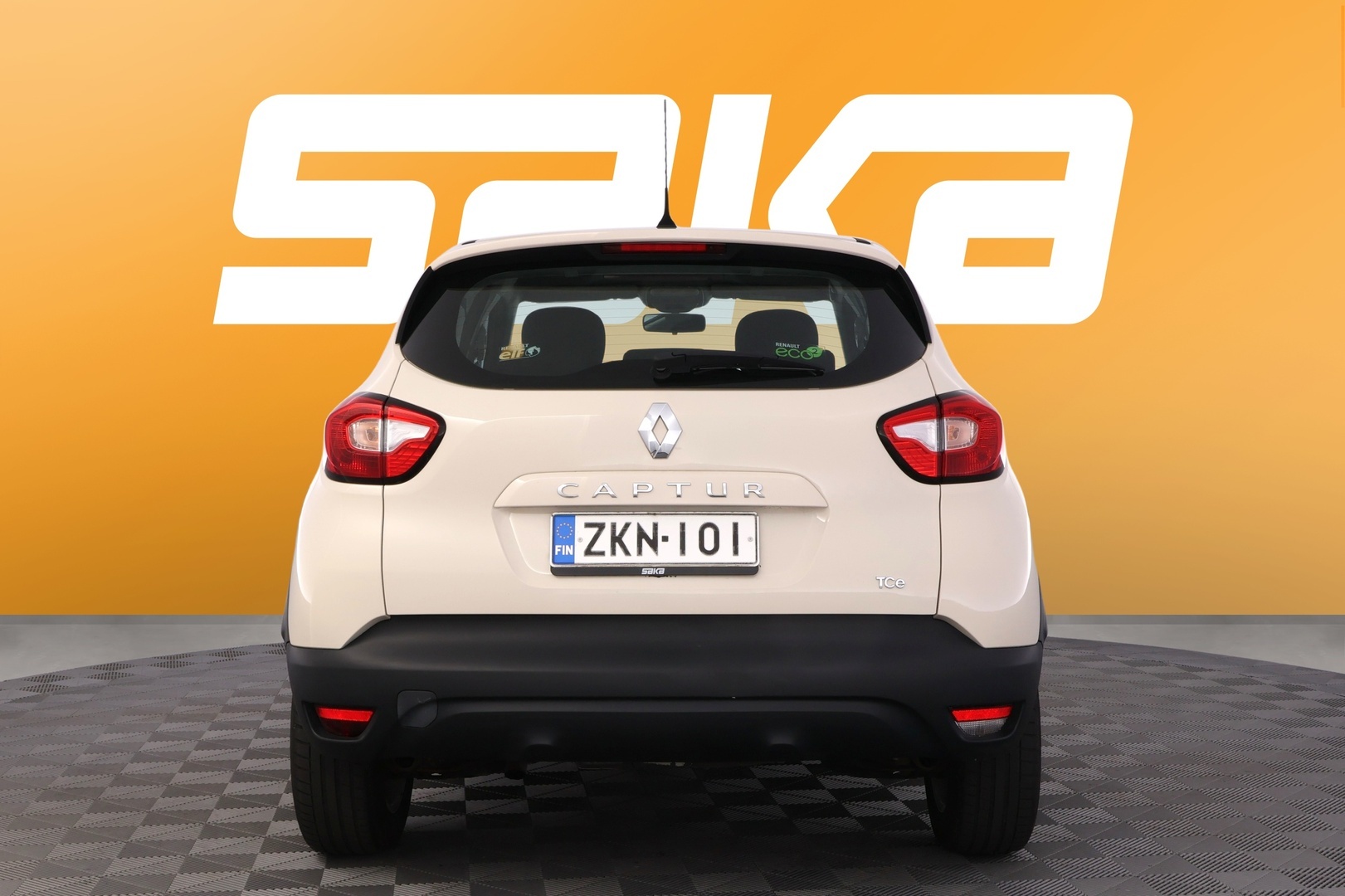RENAULT Captur 2015