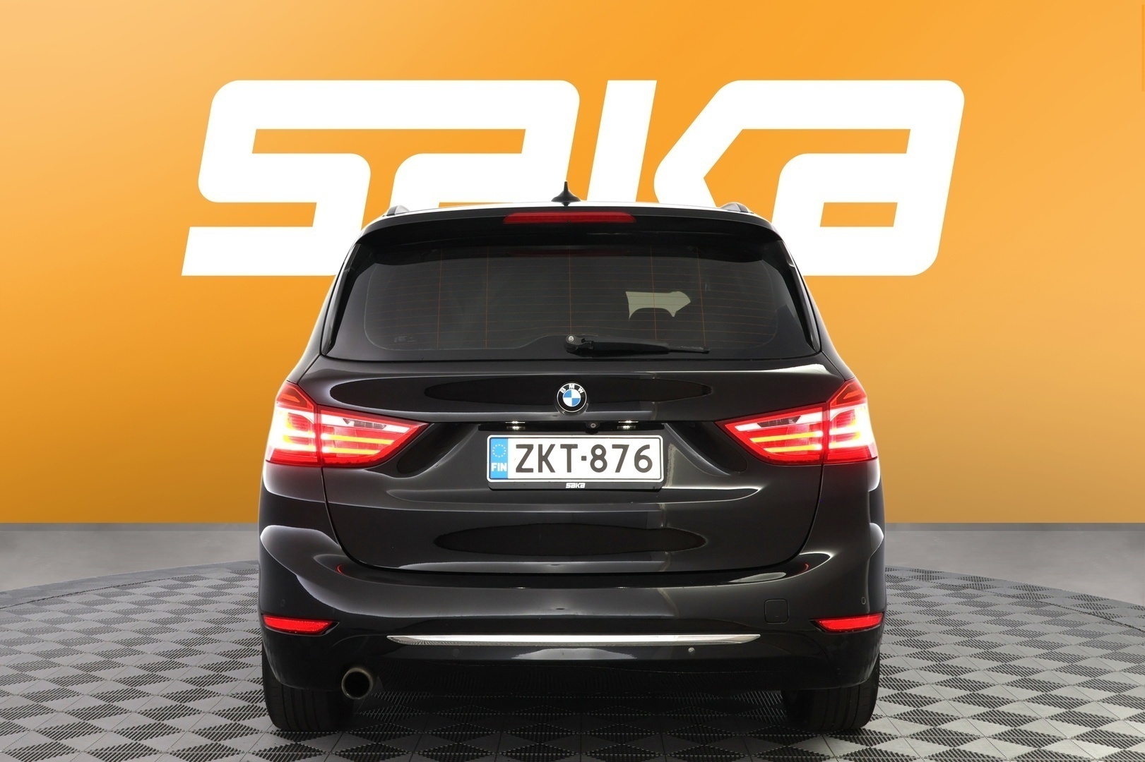 BMW 218 2016