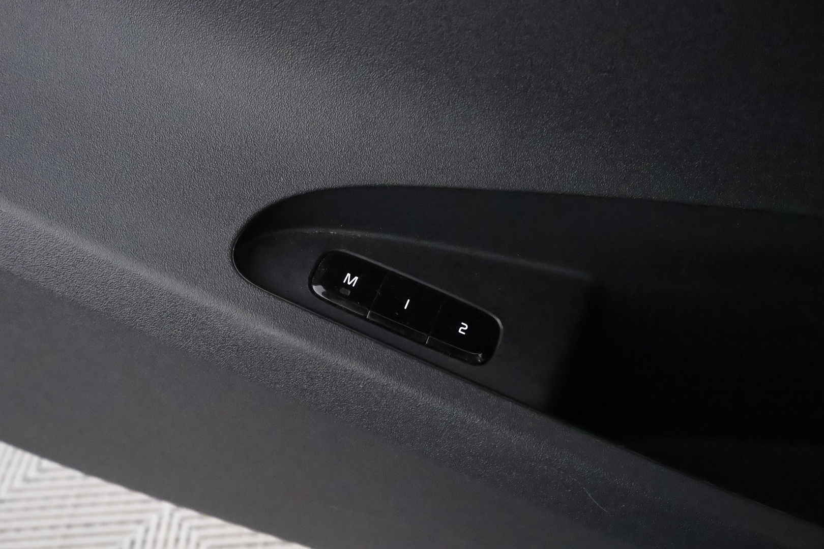 POLESTAR 2 2023
