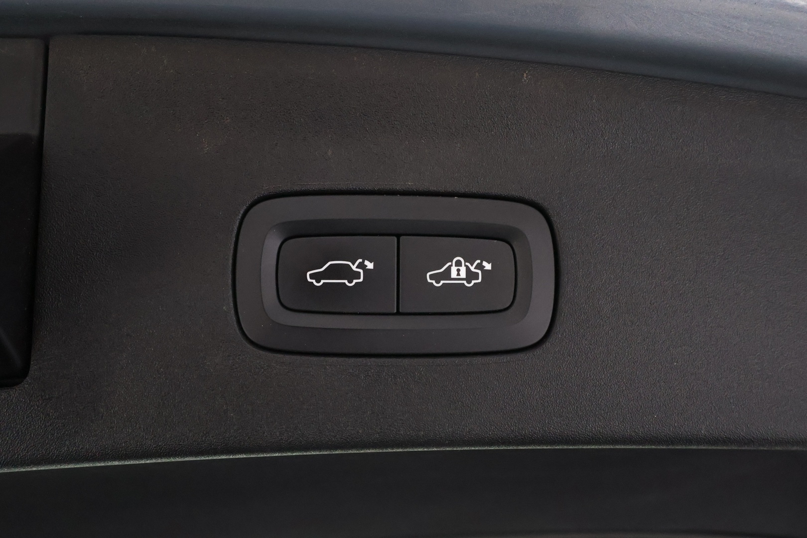 POLESTAR 2 2023