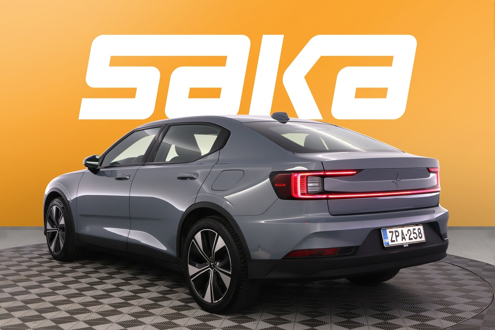 POLESTAR 2 2023