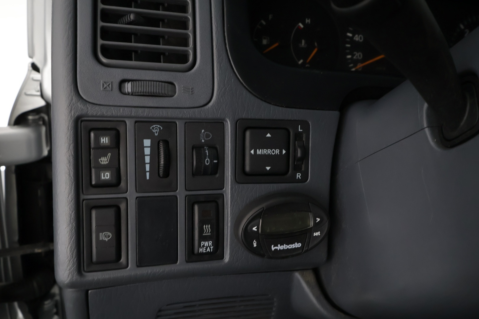 TOYOTA Hiace 2009