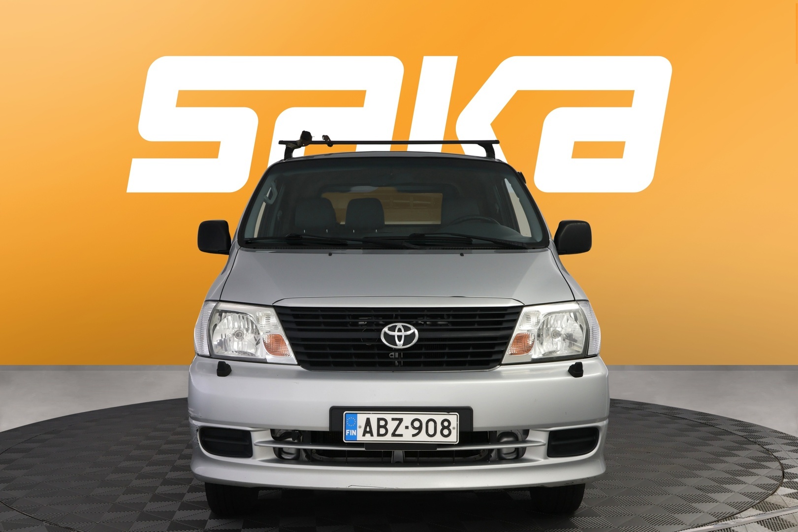 TOYOTA Hiace 2009