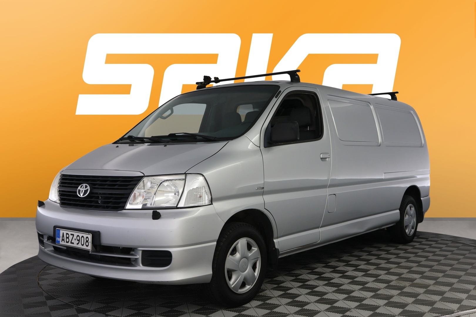 TOYOTA Hiace 2009