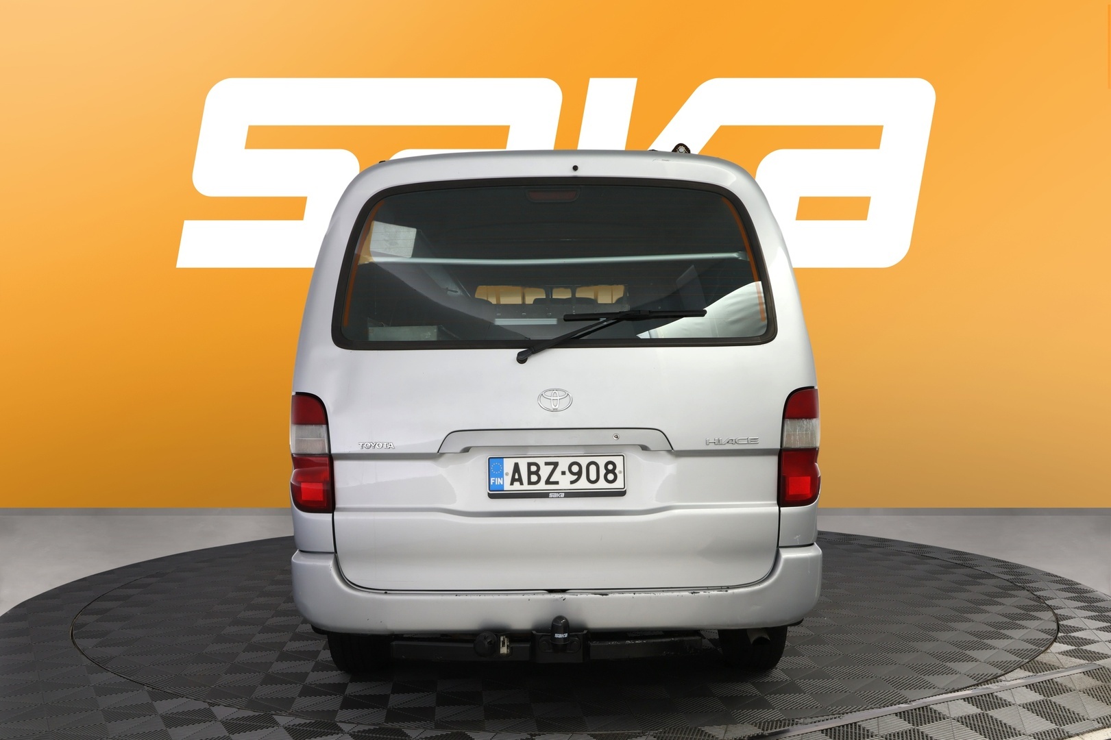 TOYOTA Hiace 2009