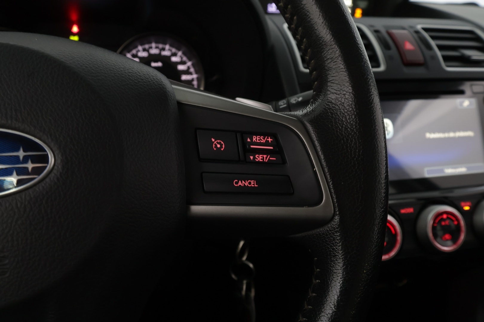 SUBARU Forester 2015