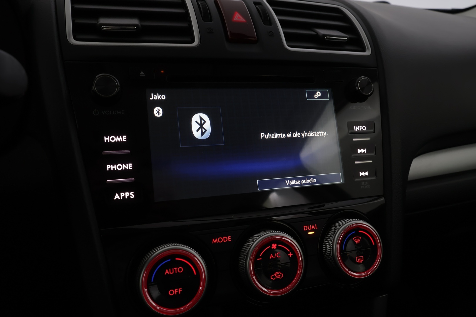 SUBARU Forester 2015