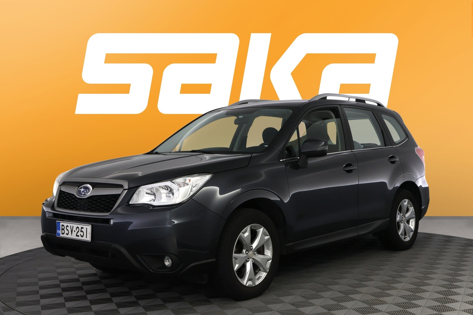 SUBARU Forester 2015