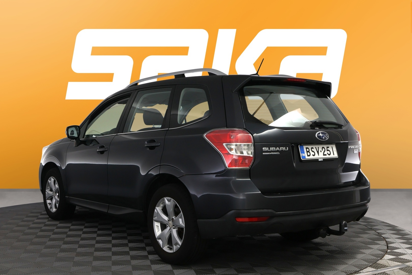 SUBARU Forester 2015