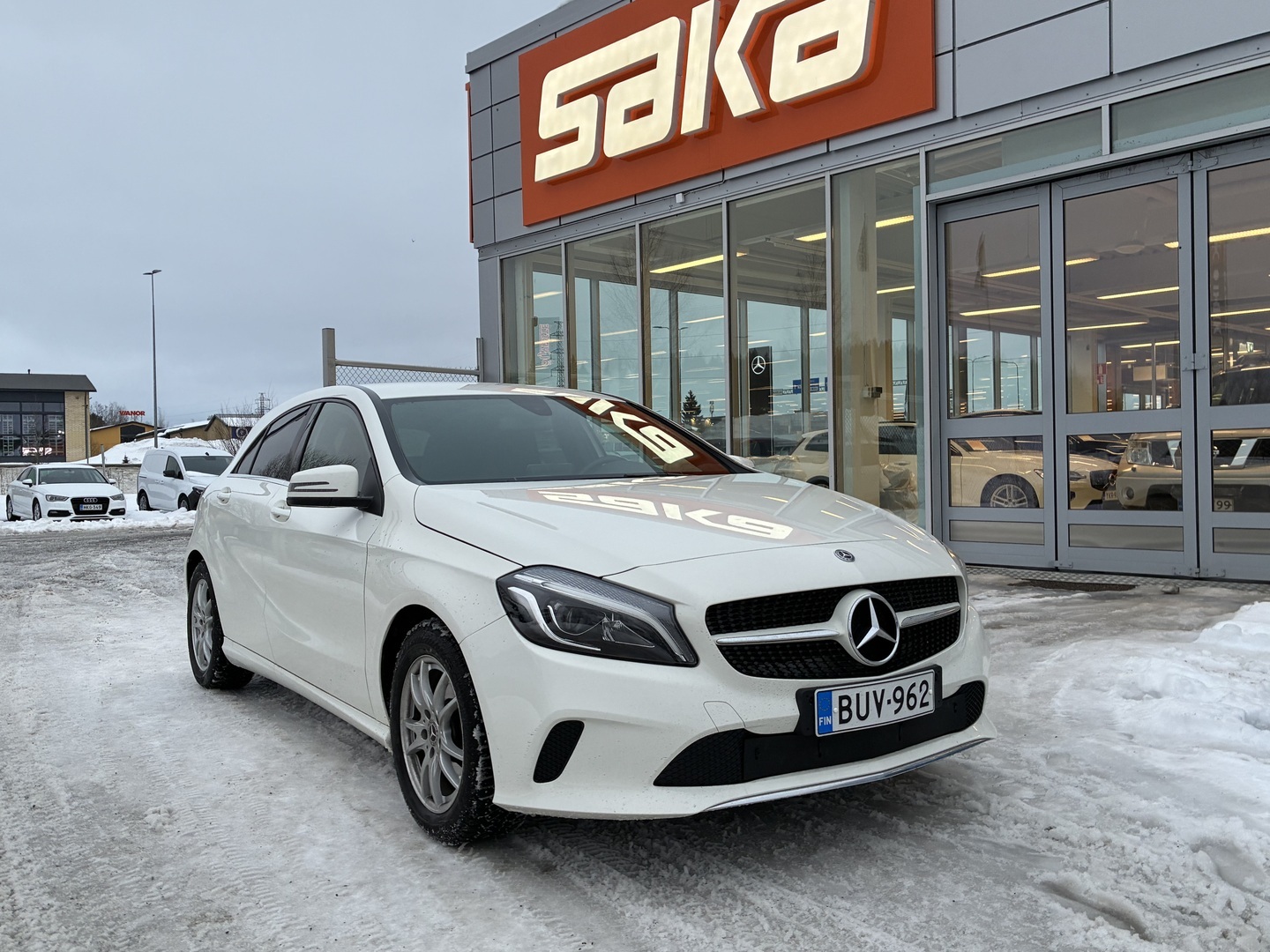 MERCEDES-BENZ A 2017