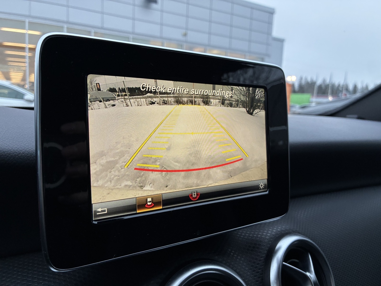 MERCEDES-BENZ A 2017