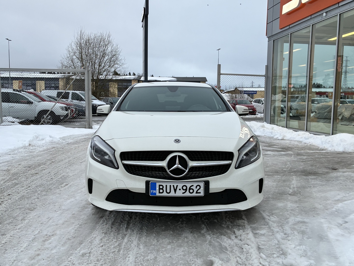 MERCEDES-BENZ A 2017