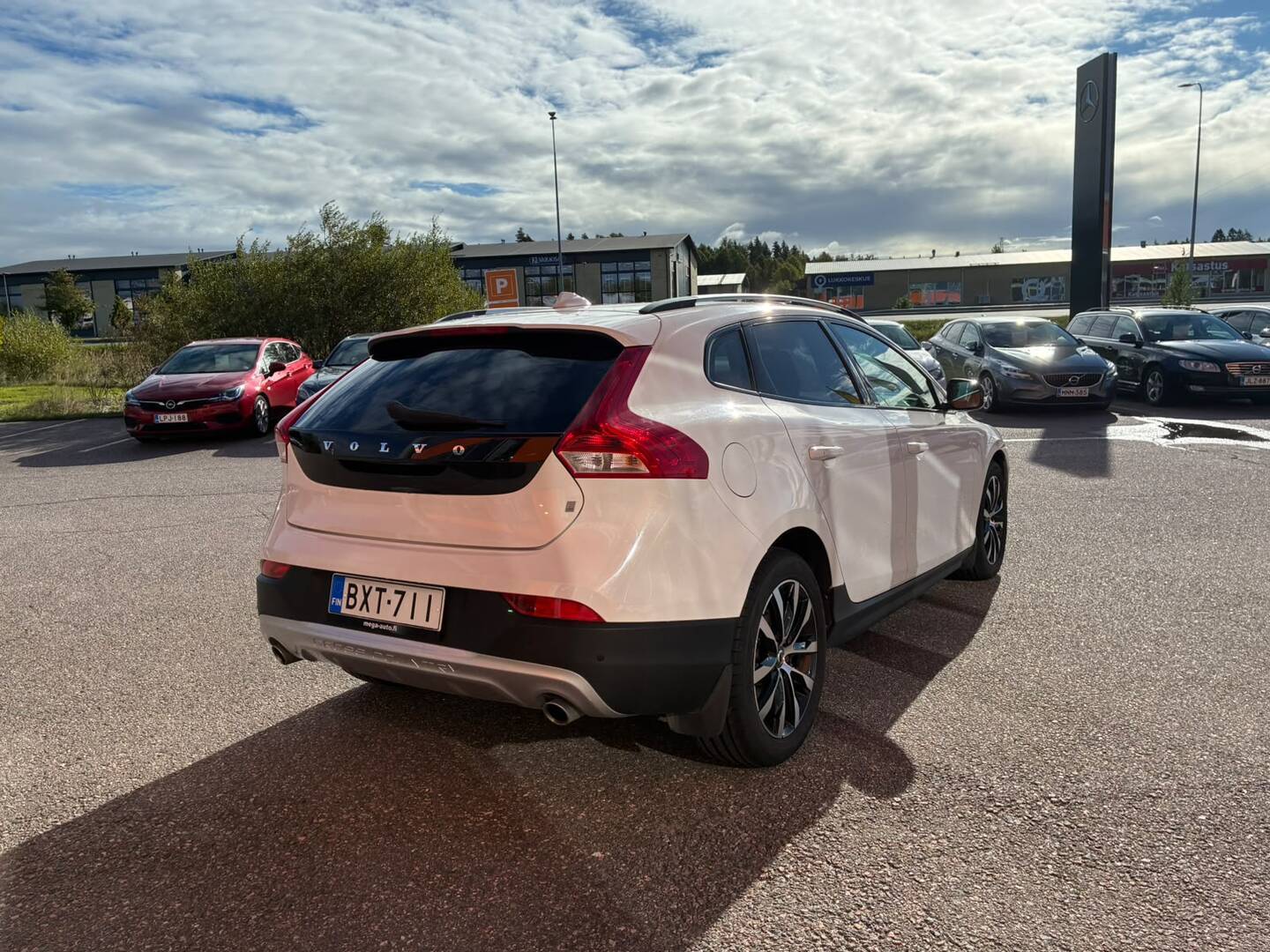 VOLVO V40 Cross Country 2019