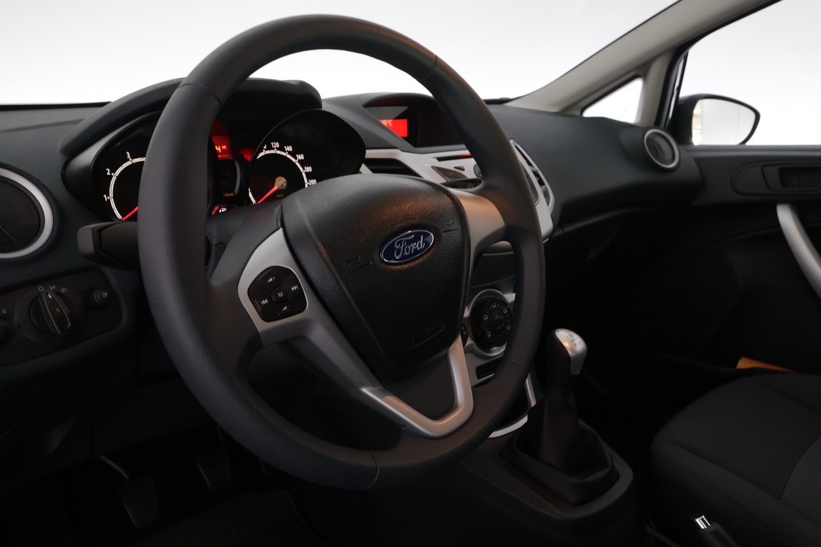 FORD Fiesta 2011