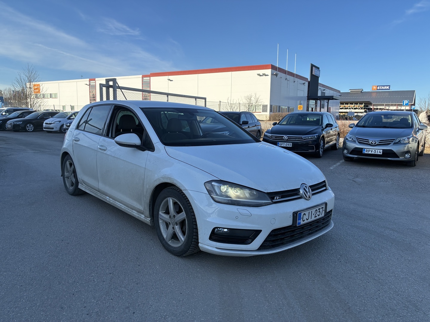 VOLKSWAGEN Golf 2014