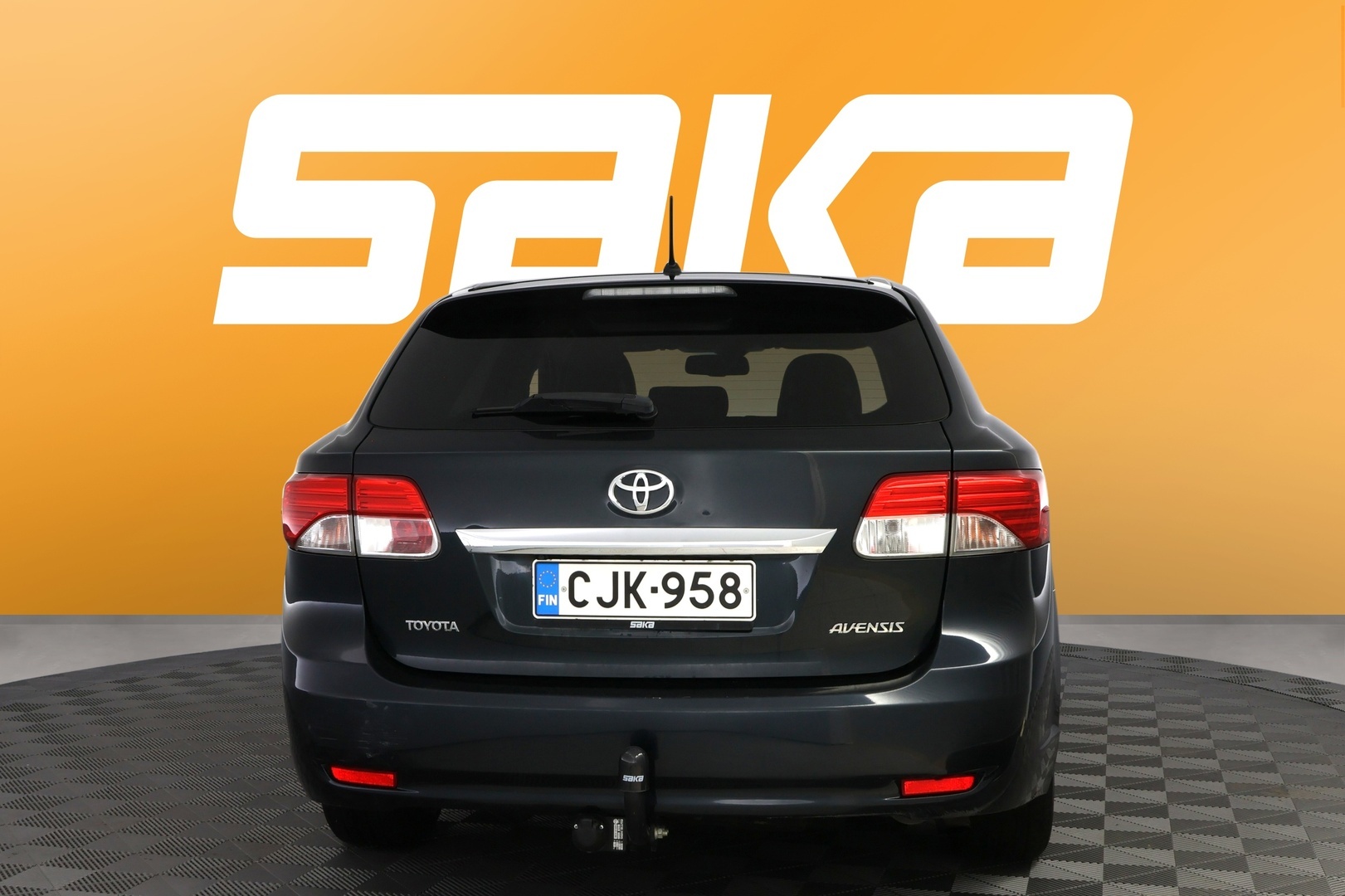 TOYOTA Avensis 2014
