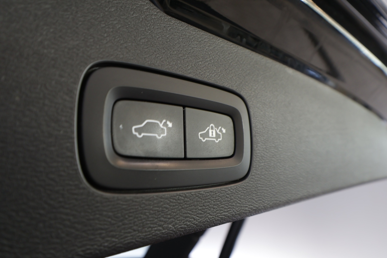 VOLVO V60 2019