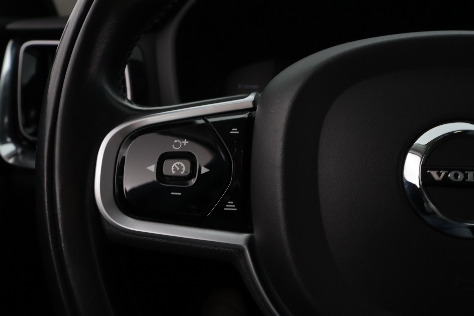 VOLVO V60 2019