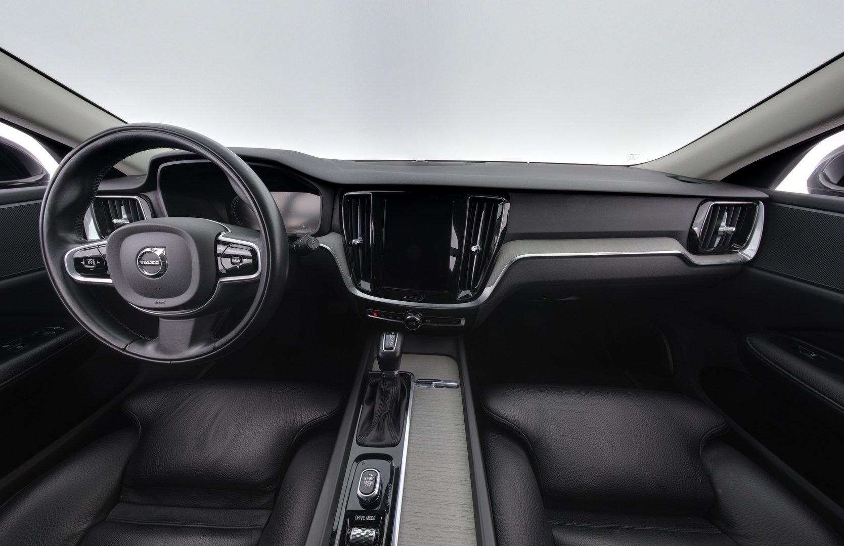 VOLVO V60 2020