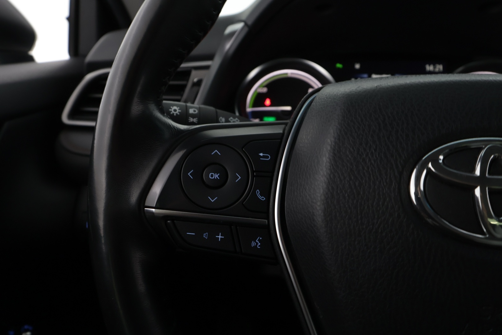TOYOTA Camry 2019
