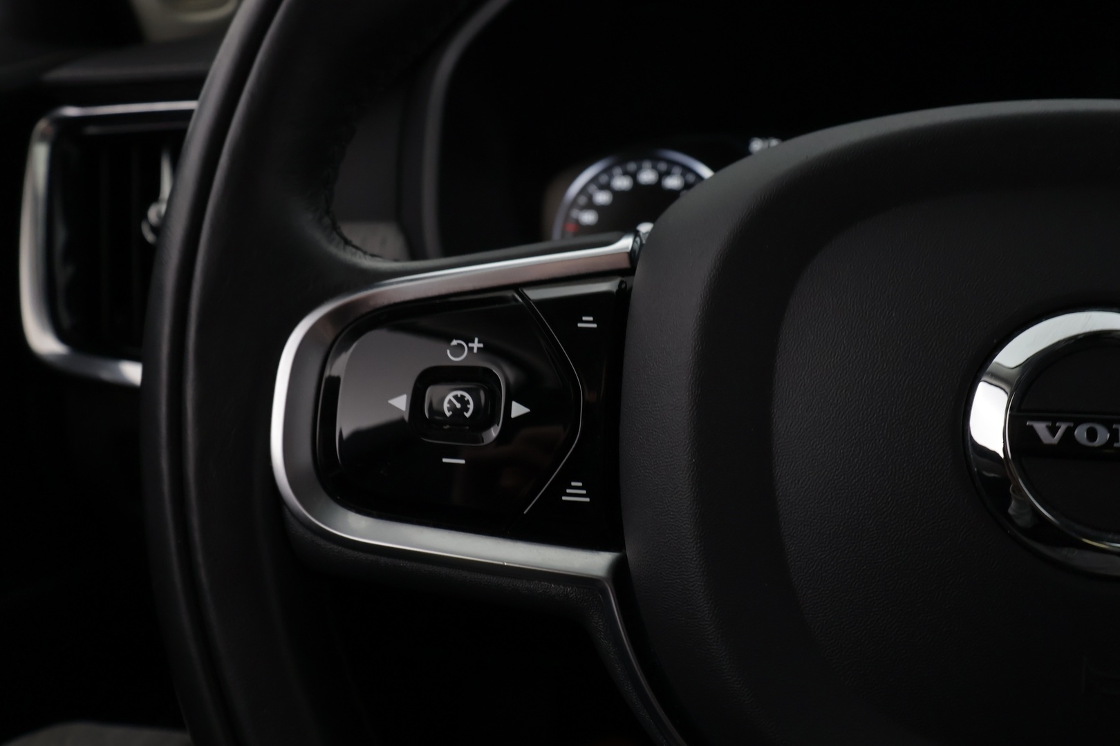 VOLVO S90 2021