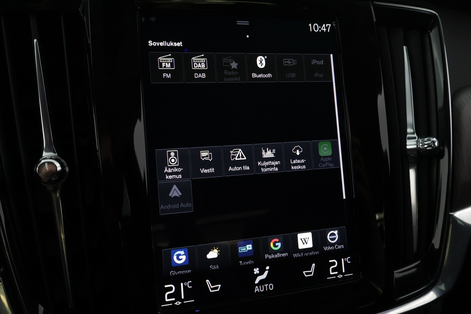 VOLVO S90 2021