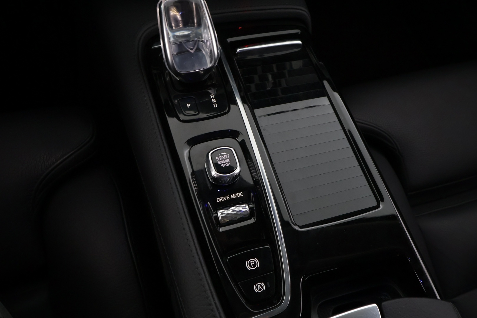 VOLVO S90 2021