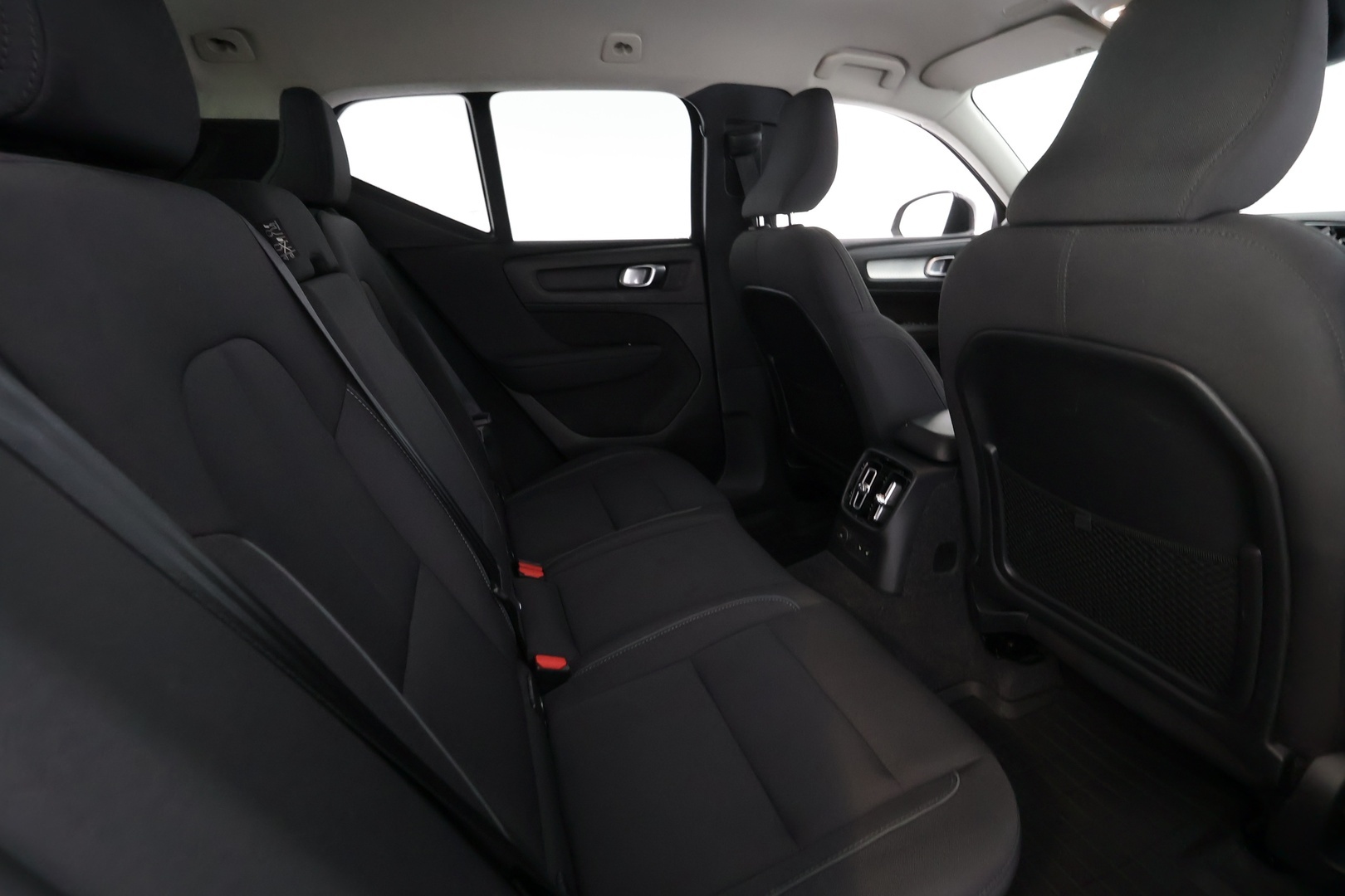 VOLVO XC40 2022