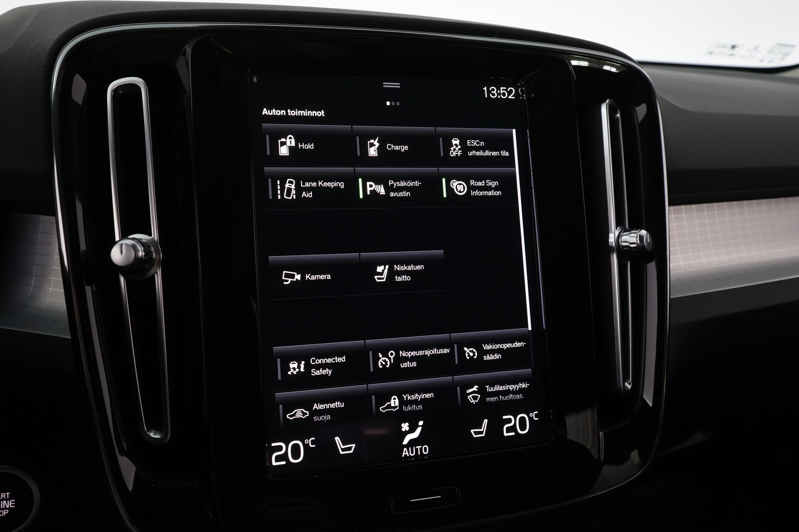 VOLVO XC40 2022