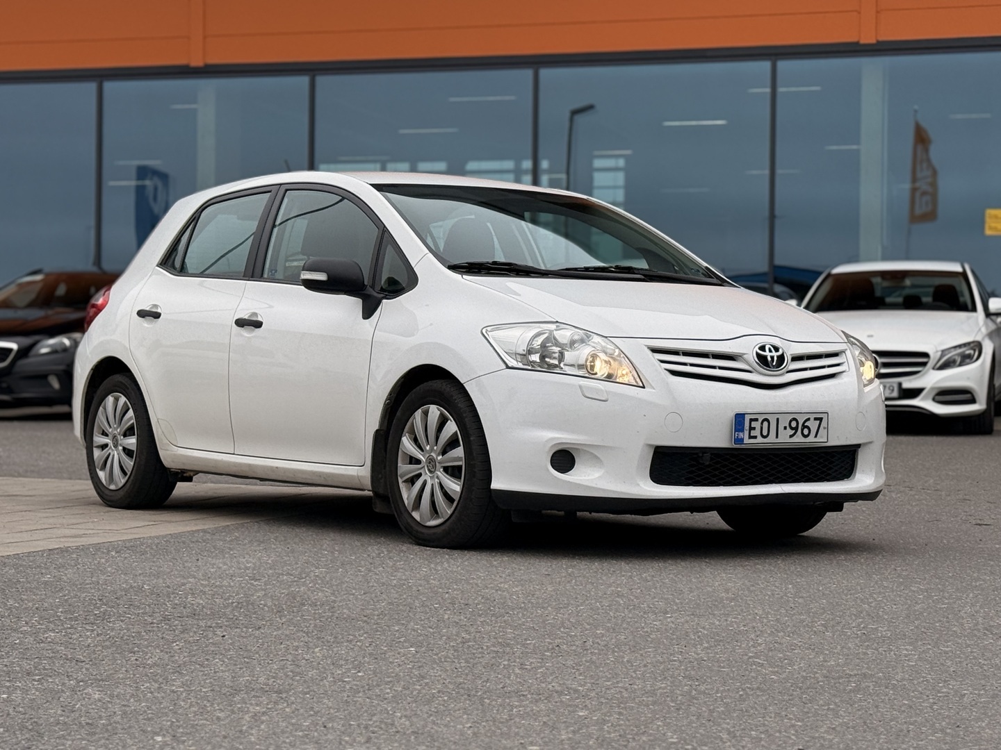 TOYOTA auris 2011