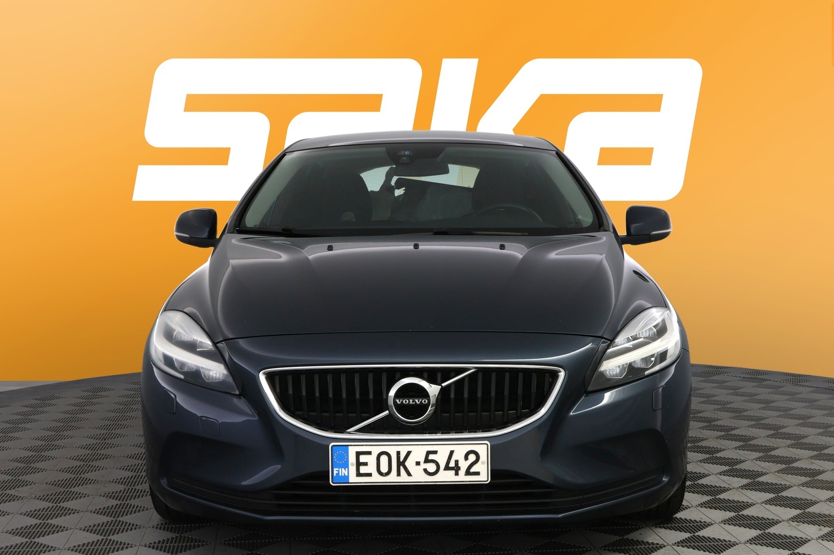 VOLVO V40 2017