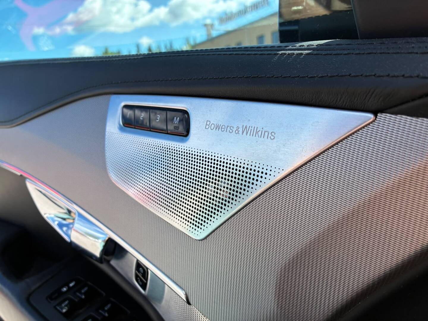VOLVO XC90 2016