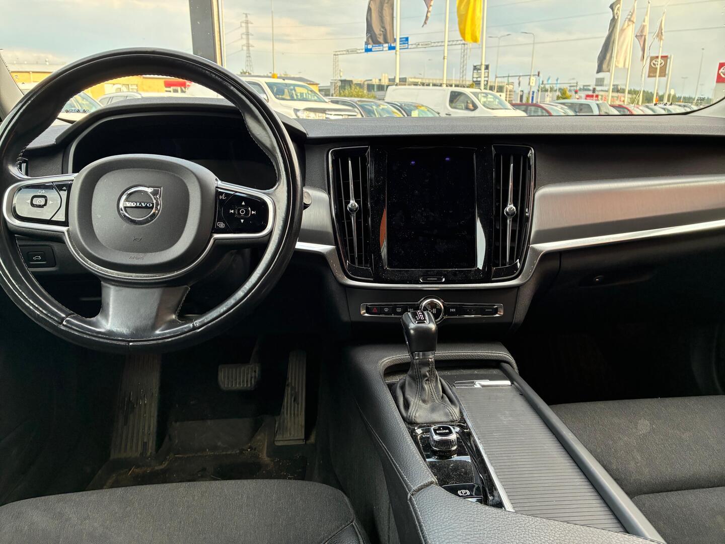 VOLVO V90 2016