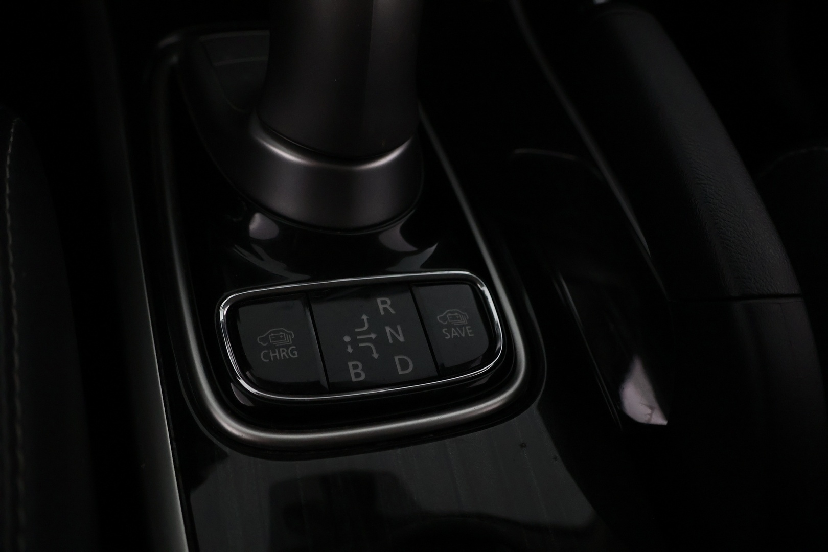 MITSUBISHI OUTLANDER PHEV 2016