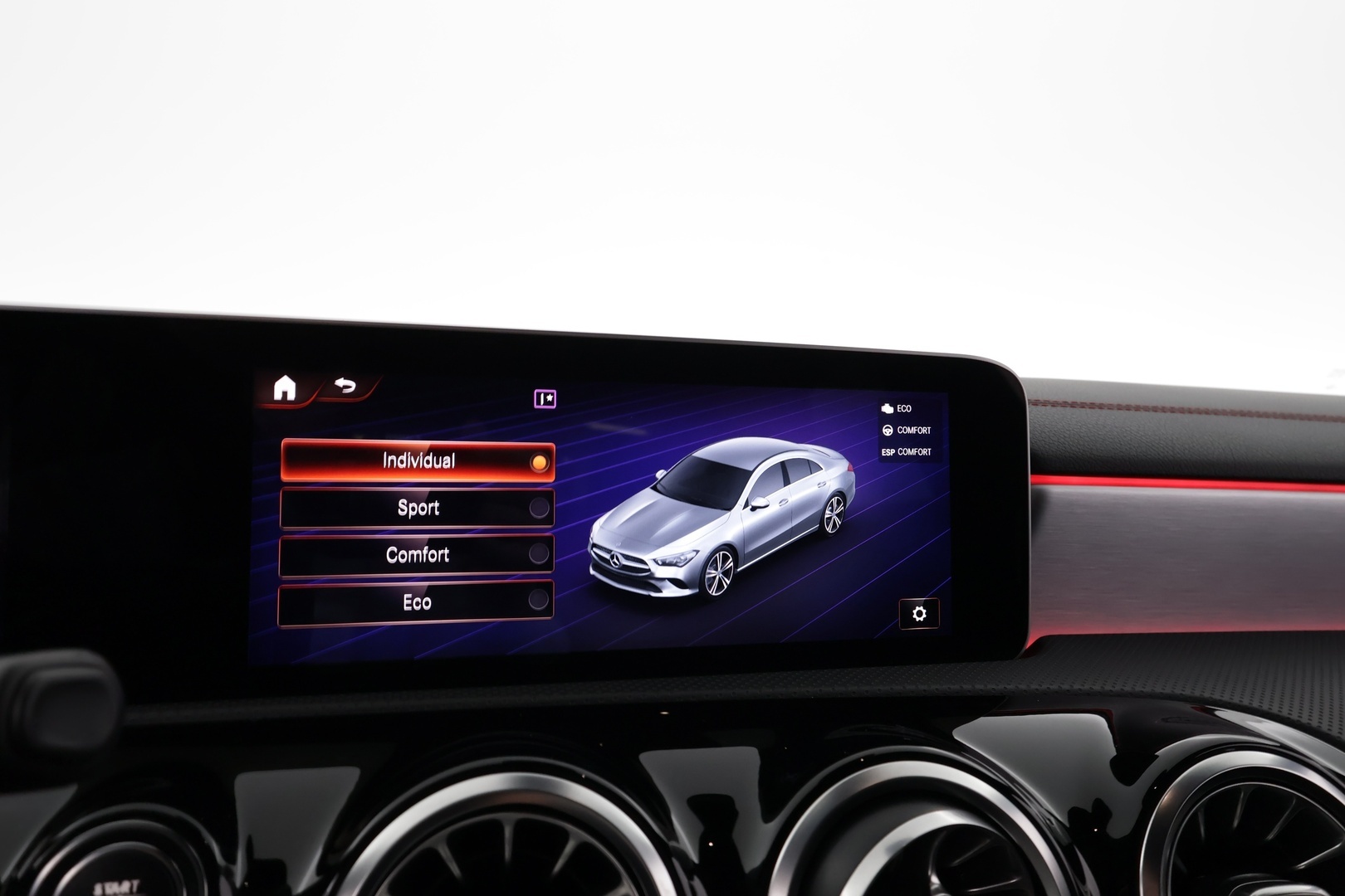 MERCEDES-BENZ CLA 2020