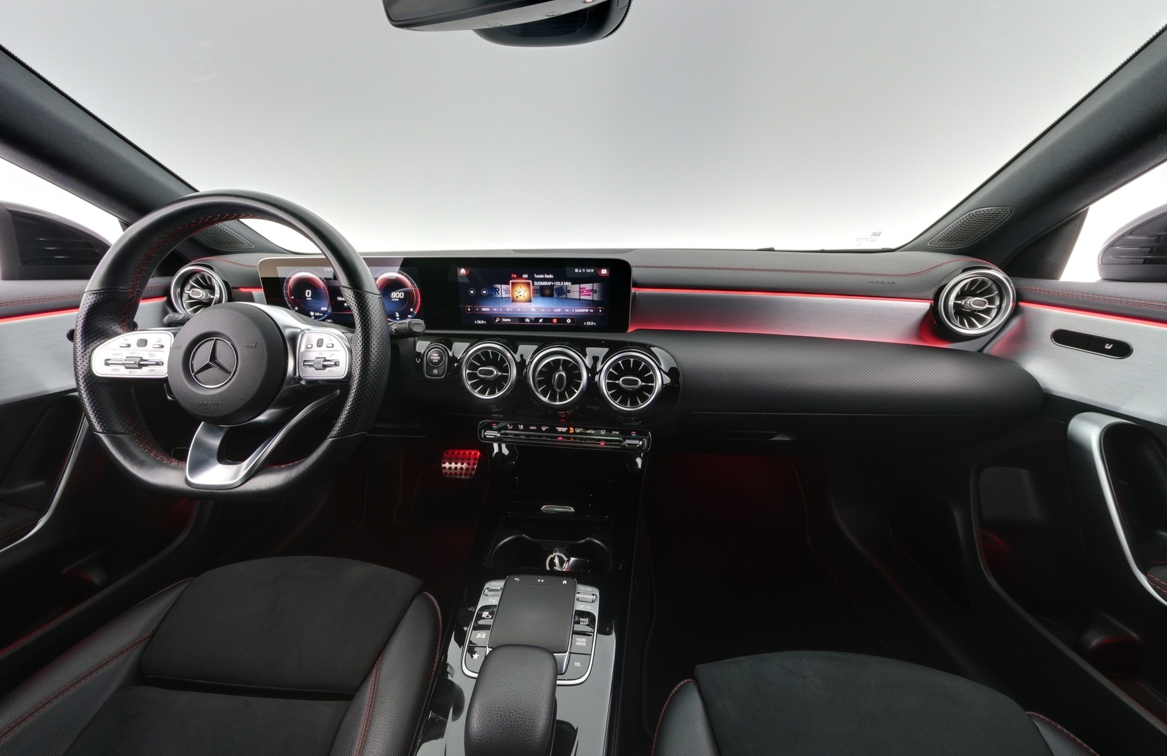 MERCEDES-BENZ CLA 2020