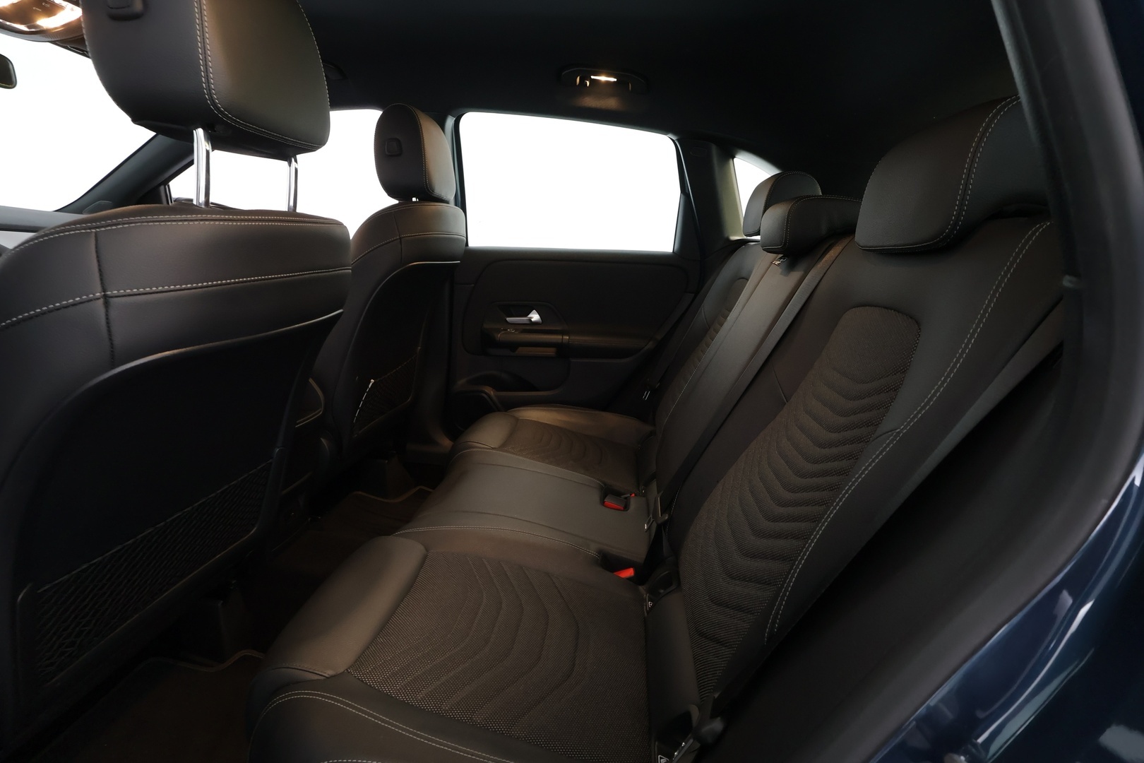 MERCEDES-BENZ B 2021