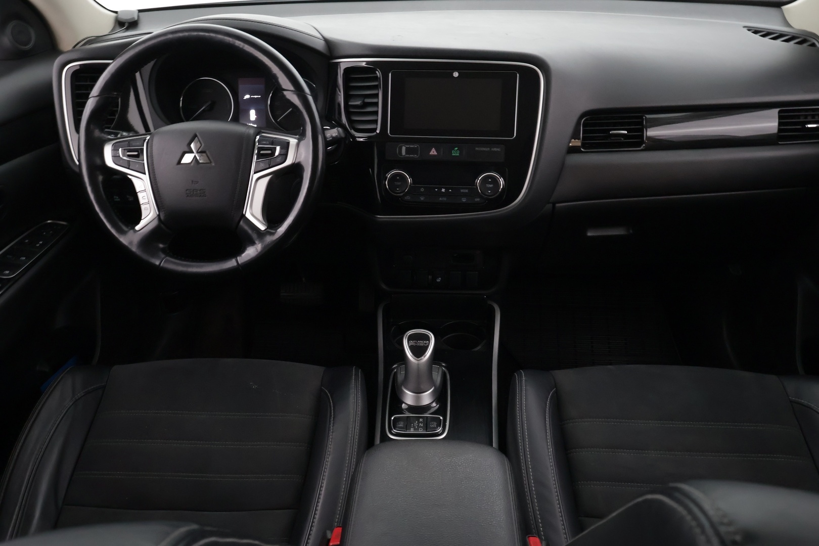 MITSUBISHI OUTLANDER PHEV 2017