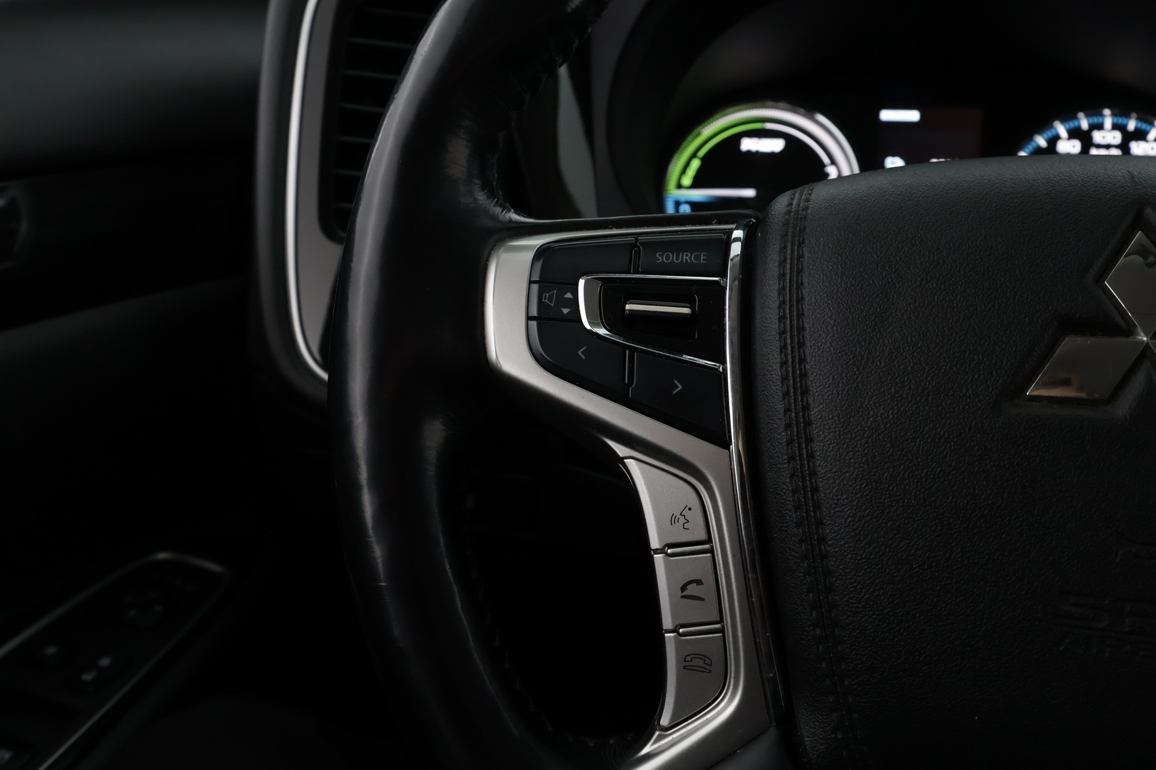 MITSUBISHI OUTLANDER PHEV 2017