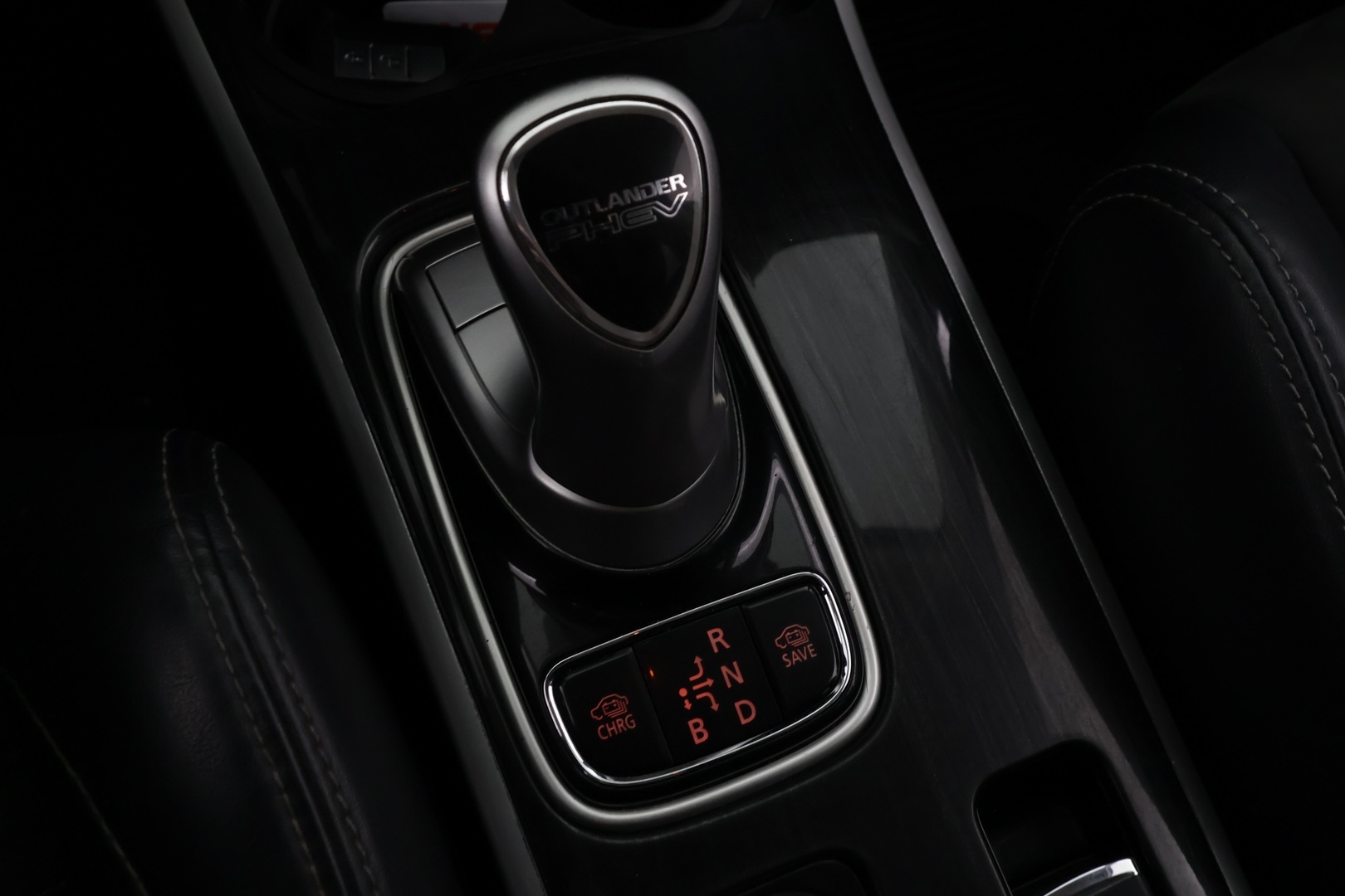 MITSUBISHI OUTLANDER PHEV 2017